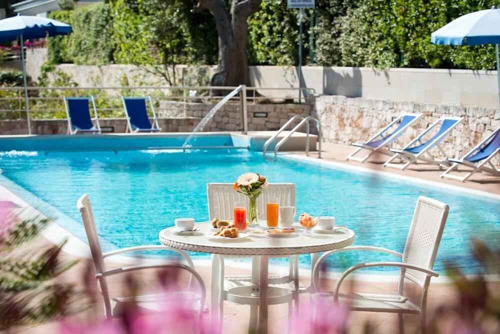 Park Hotel La Grave 카스텔라나그로테 외부 사진